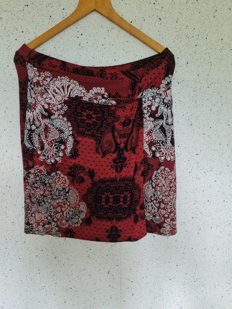 Mooie Desiqual rok (rood), Kleding | Dames, Maat 38/40 (M), Ophalen of Verzenden, Zo goed als nieuw, Knielengte
