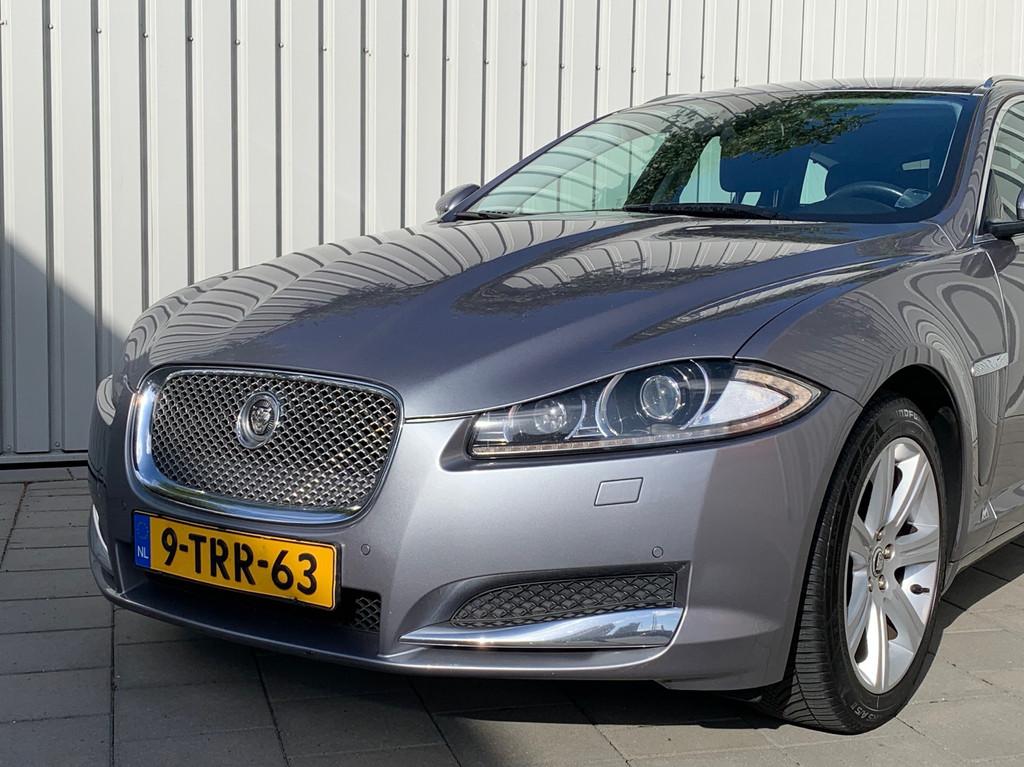 Jaguar XF Sportbrake 2.2D Business Edition|Automaat|Navigati, Automaat, Euro 5, Achterwielaandrijving, Gebruikt