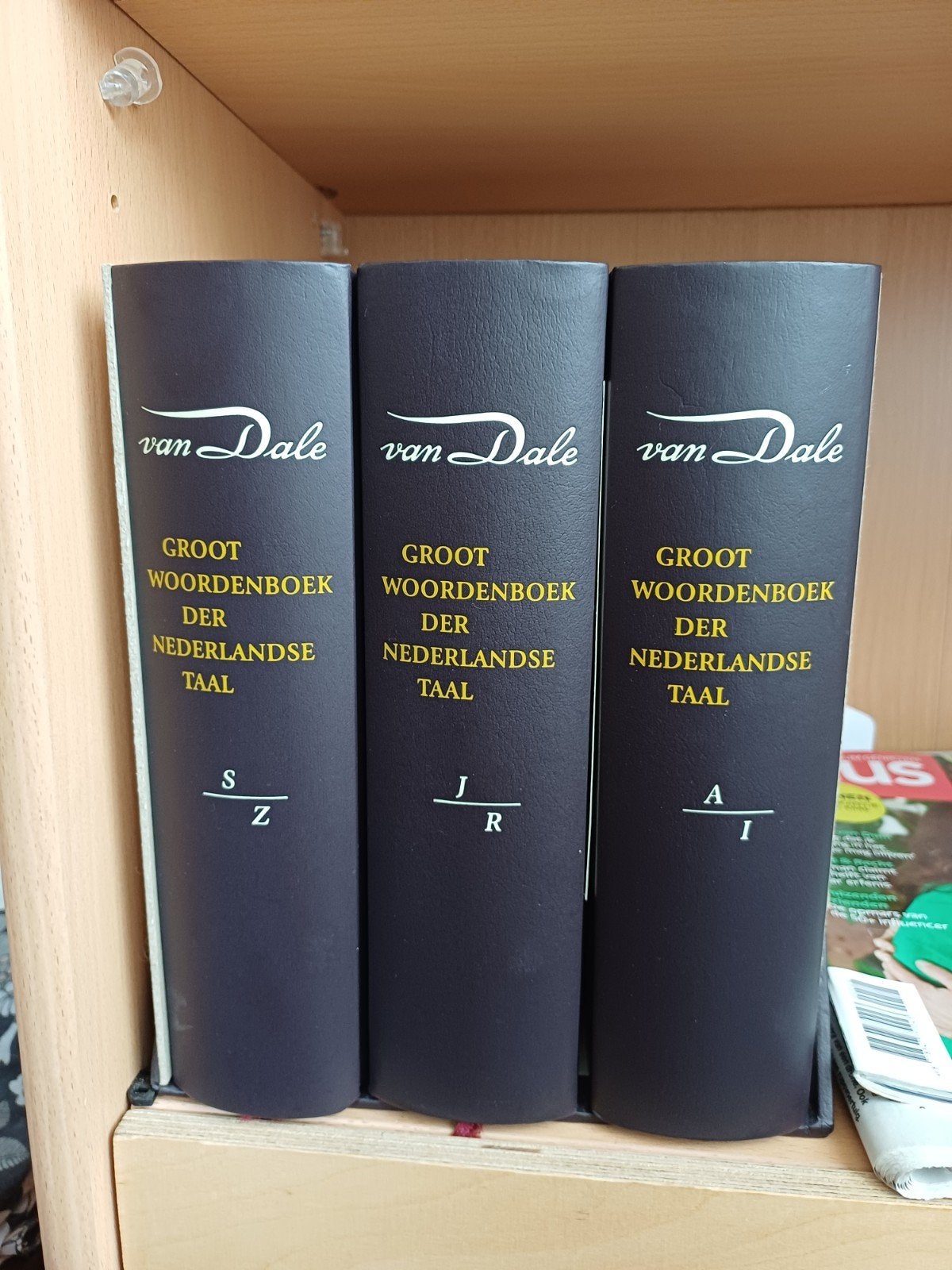 Van Dale Groot Woordenboek der Nederlandse Taal (3 delen), Ophalen, Nederlands, Diverse auteurs, Zo goed als nieuw
