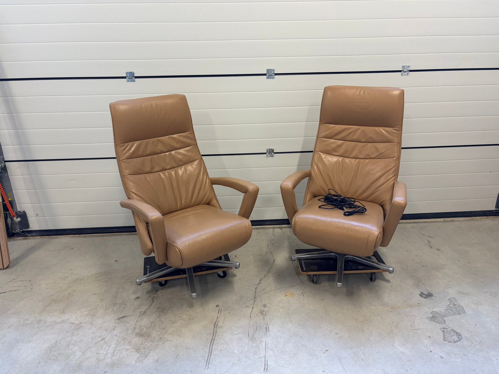 Mooie relaxfauteuils leder, Ophalen, 100 tot 125 cm, Leer, Zo goed als nieuw