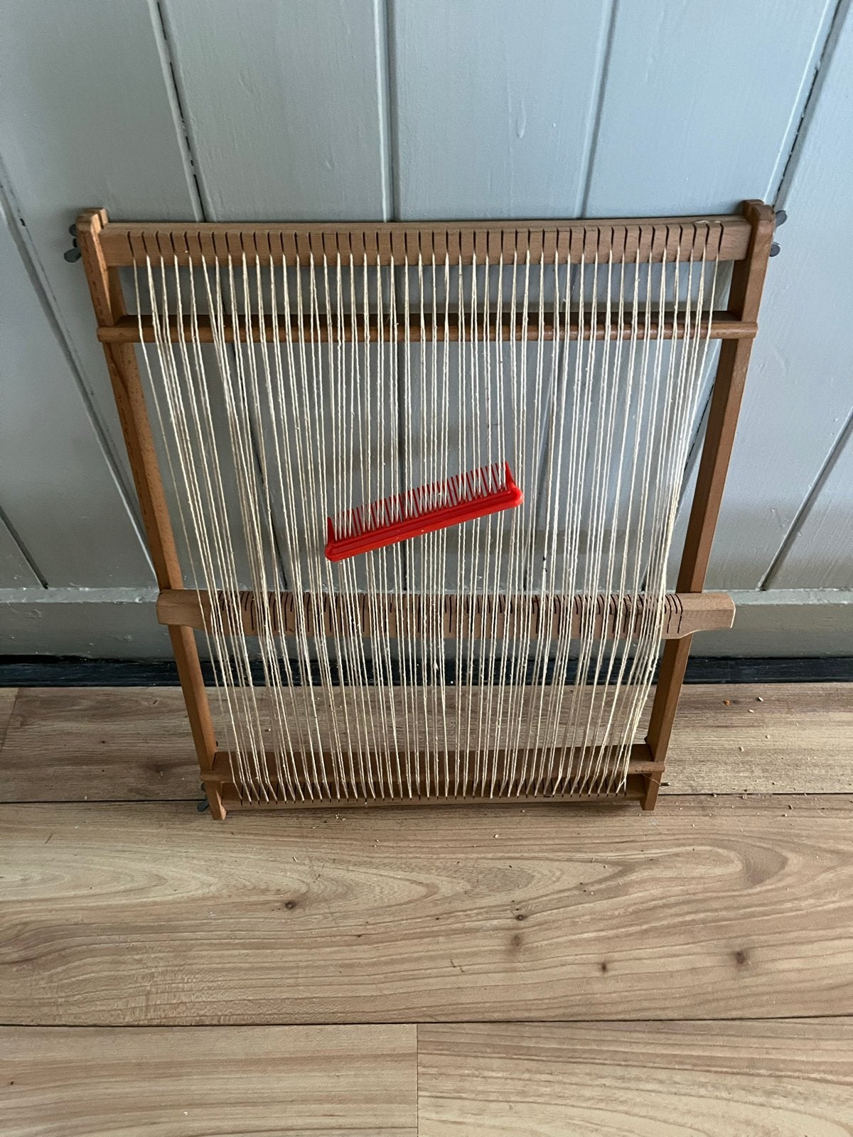 Twee Houten weefraam met schietspoel, Ophalen, Gebruikt, Gereedschap of Toebehoren, Hout