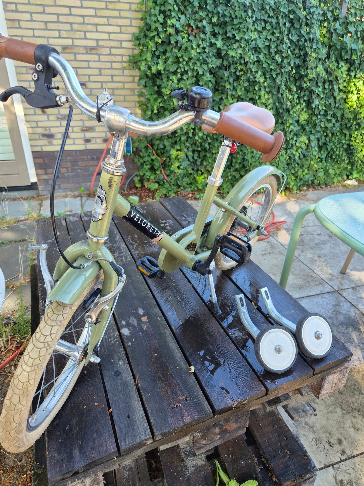 Veloretti kinderfiets 16 inch met zijwieltjes, Fietsen en Brommers, Fietsen | Kinderfietsjes, Ophalen, Gebruikt, 16 tot 20 inch