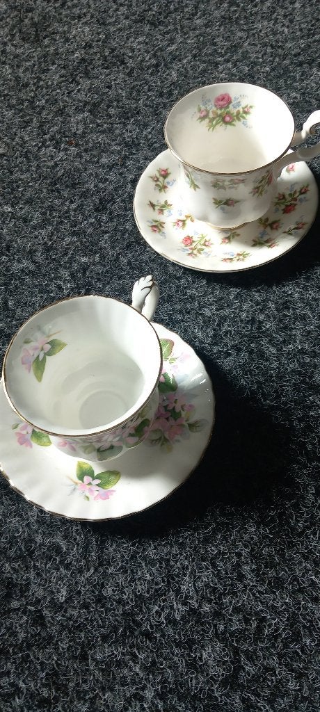 Royal albert, Antiek en Kunst, Ophalen