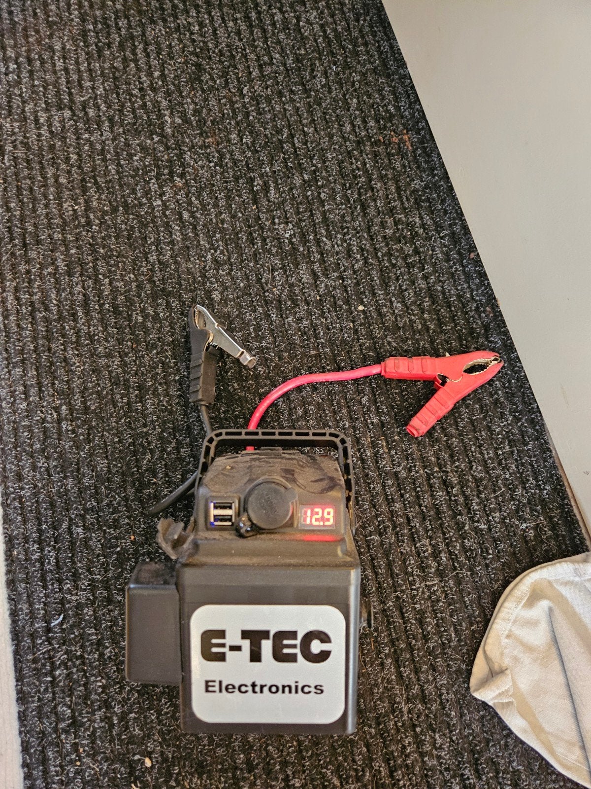 E-tec jumperstarter 1300 ah, Ophalen