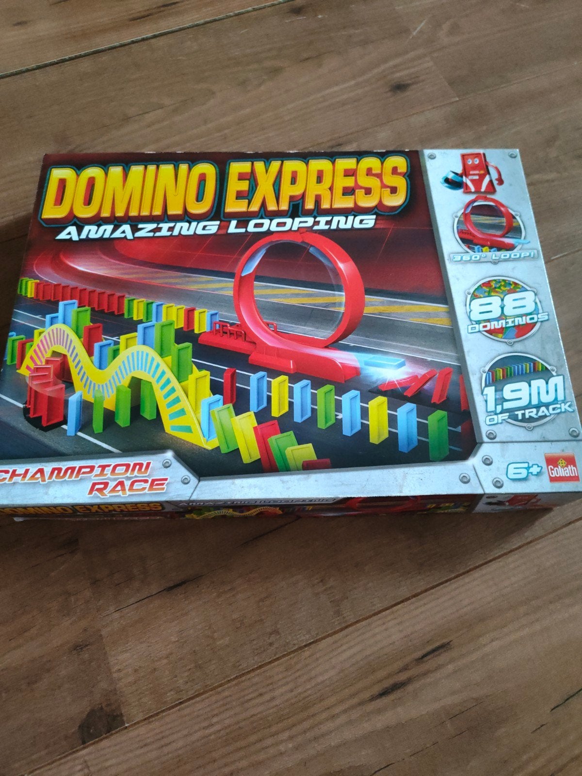Domino Express Amazing Looping met 88 steentjes, Ophalen, Gebruikt, Jongen of Meisje