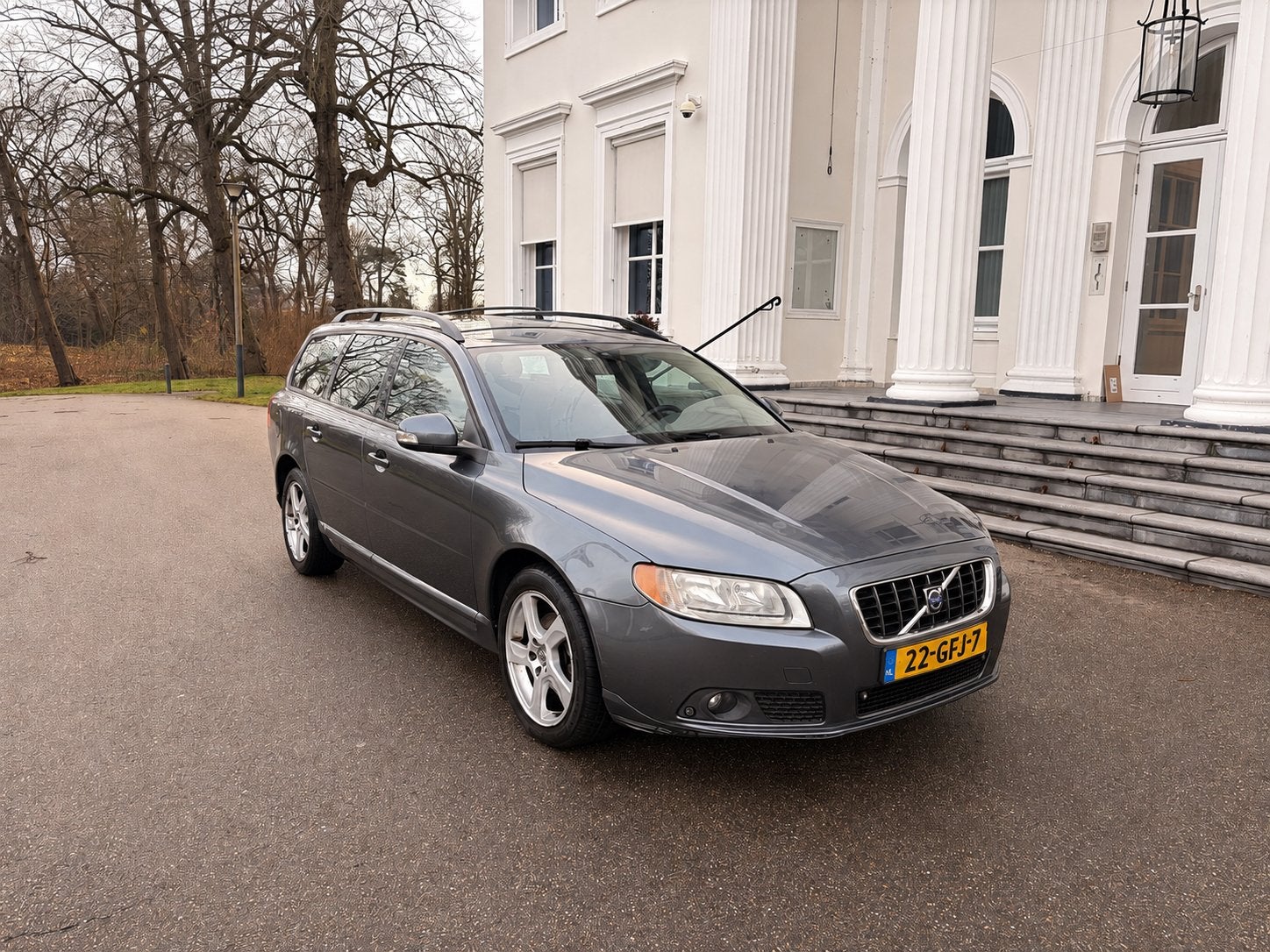 Volvo V70 2.0 Momentum | Leer | Cruise | APK |13 jr in bezit, 145 pk, 4 cilinders, Stationwagon, Handgeschakeld