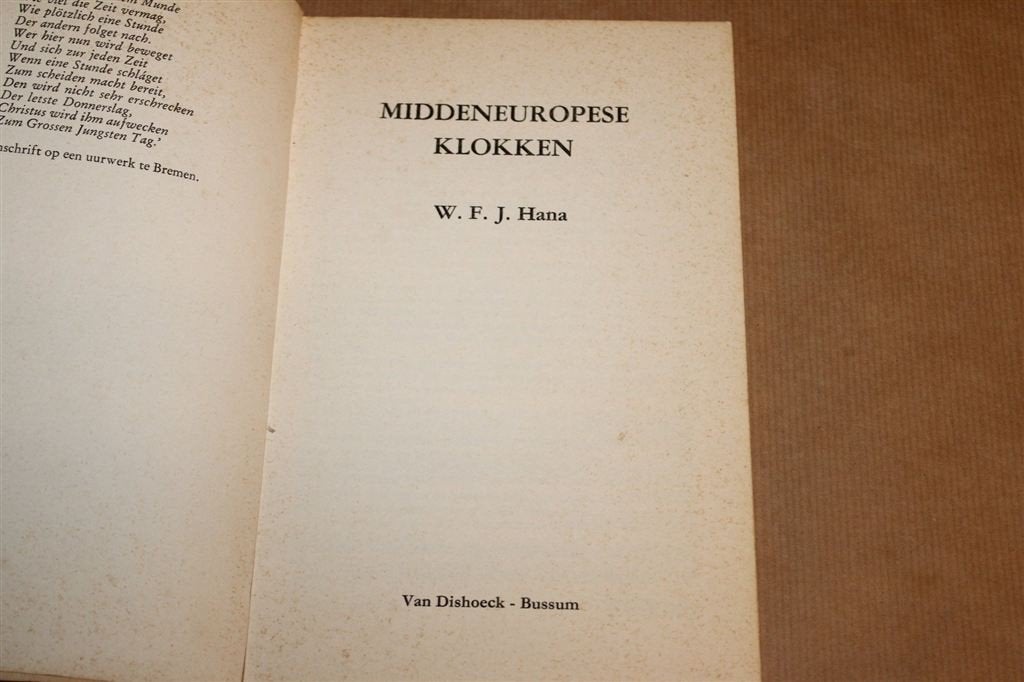 Middeneuropese Klokken — Kuhschwanz Uurwerken, W.F.J. Hana, Antiek en Kunst, Ophalen of Verzenden