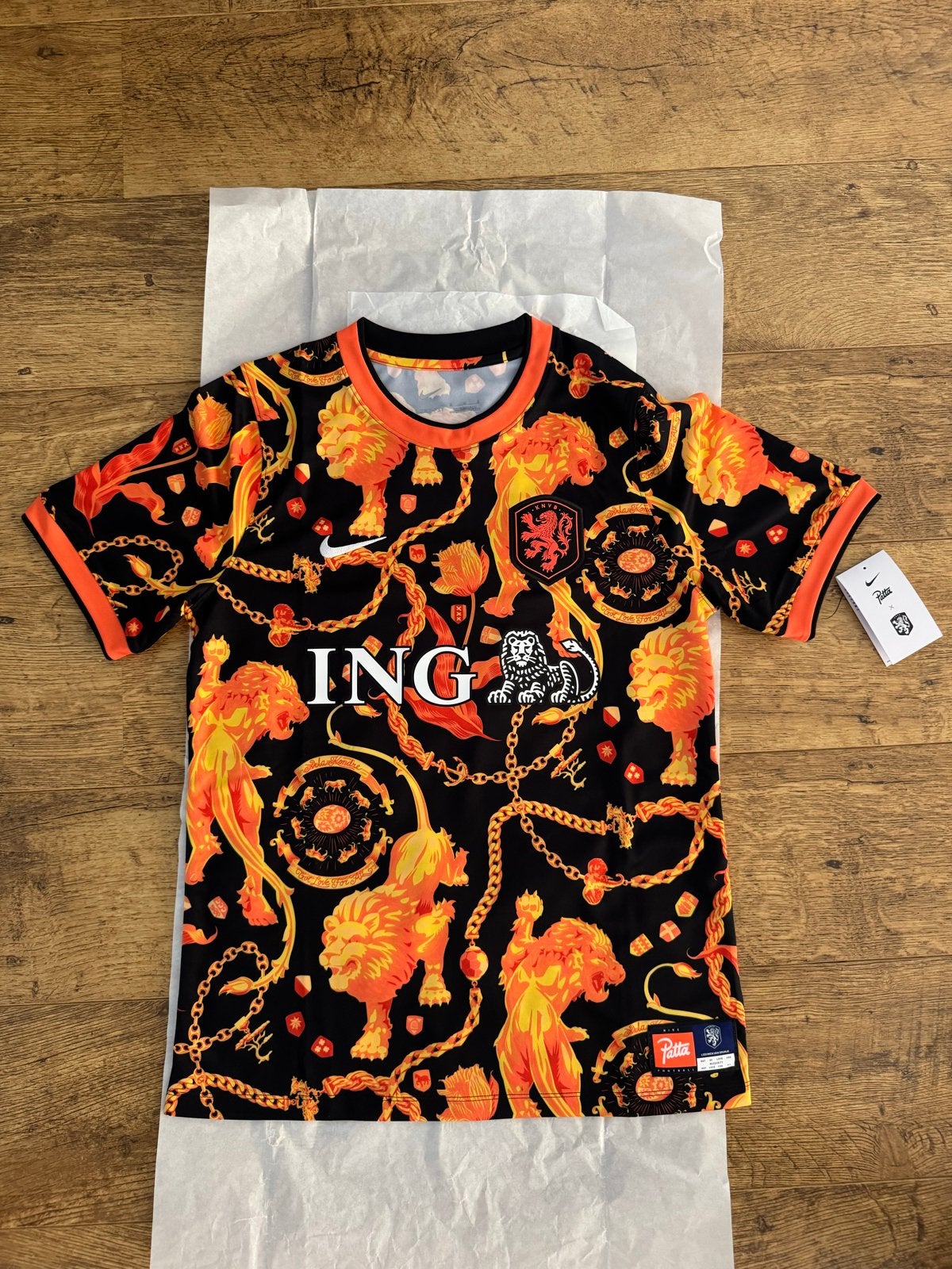 Patta x Nike x KNVB Oranje Pre-Match shirt - Maat M, Maat 38/40 (M), Zwart, Overige typen, Nieuw