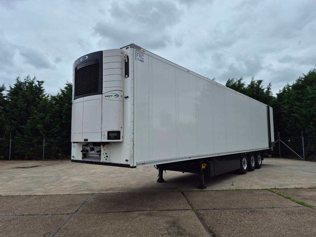 Schmitz Cargobull Bloementrailer (bj 2023), Auto's, Overige brandstoffen, Wit, Bedrijf, Aanhangers en Opleggers