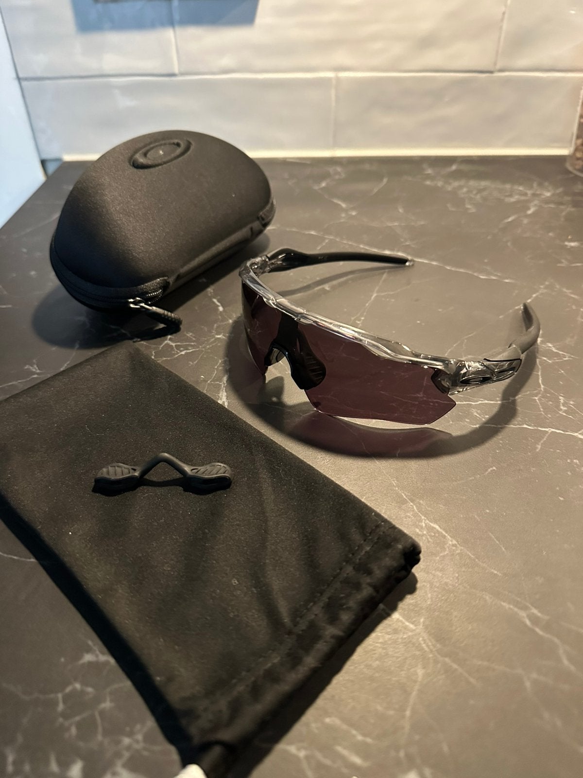 OAKLEY RADAR EV PATH (GREY INK PRIZM ROAD BLACK), Sieraden, Tassen en Uiterlijk, Zonnebrillen en Brillen | Heren, Zonnebril, Zwart