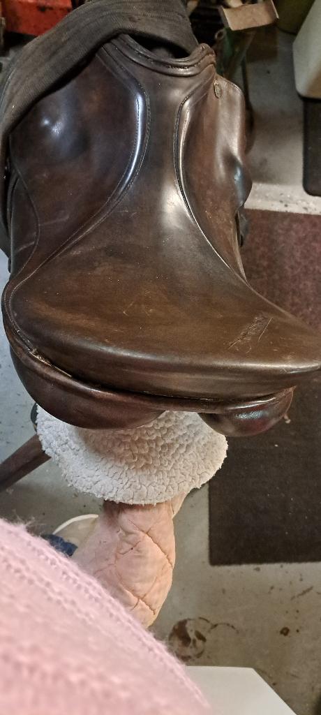Paarden zadel, Dieren en Toebehoren, Paarden en Pony's | Zadels, Ophalen of Verzenden, Gebruikt, Dressuur