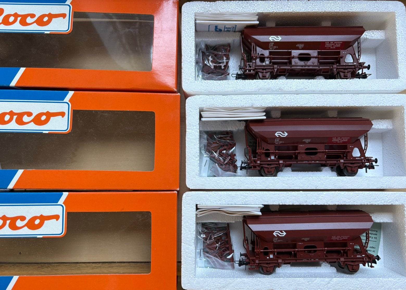 Roco 3x NS zelflossers Soda vervoer, Hobby en Vrije tijd, Treinset, Gelijkstroom, Verzenden, Roco