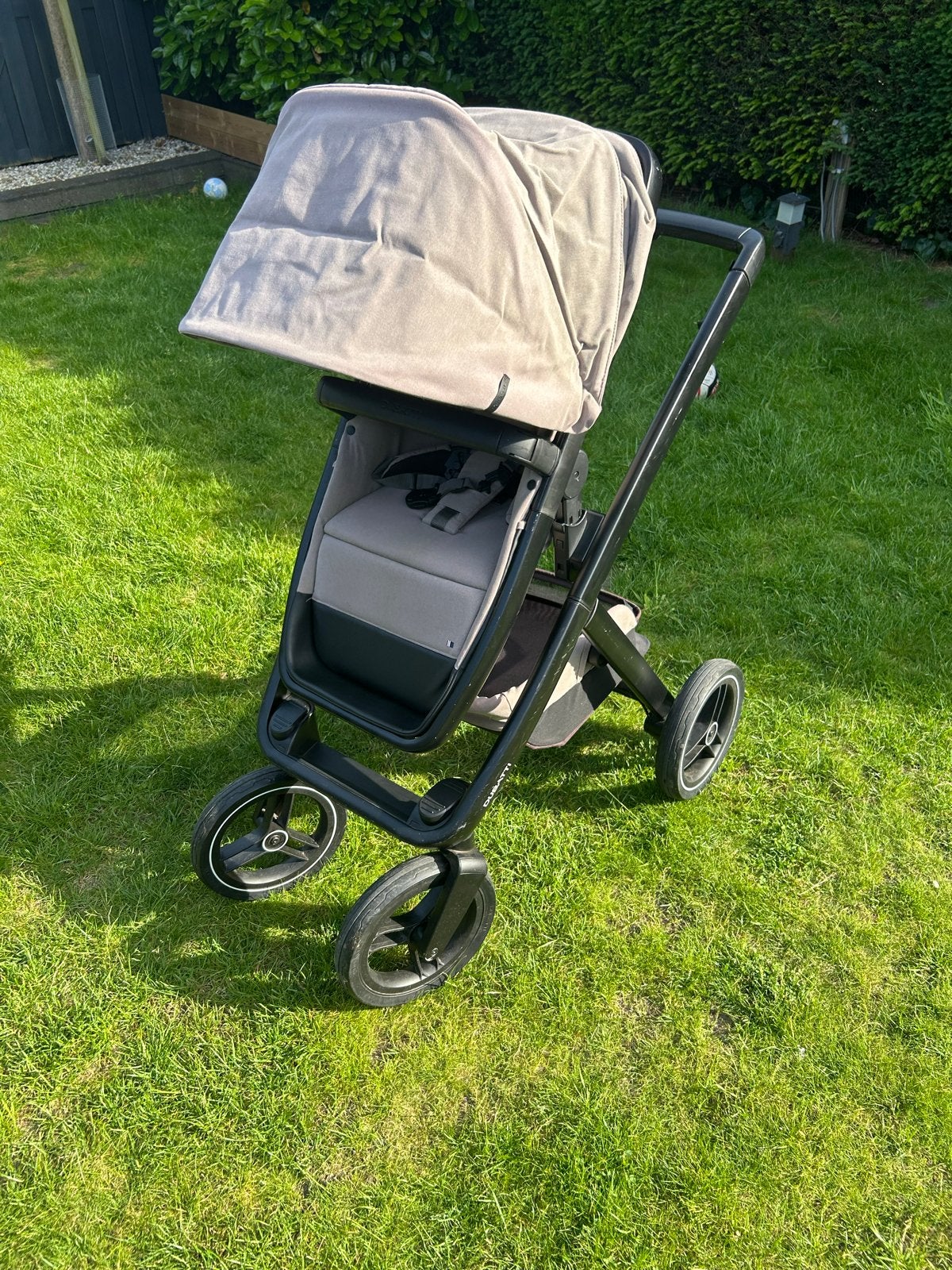 Dubatti Two Kinderwagen - Gebruikt maar in goede staat, Gebruikt, Verstelbare duwstang, Ophalen, Kinderwagen