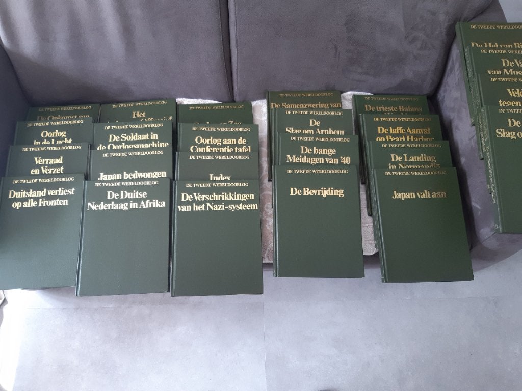 24 Boeken tweede wereldoorlog WOII 2e wereldoorlog, Boeken, Ophalen of Verzenden, Tweede Wereldoorlog, Zo goed als nieuw, Algemeen