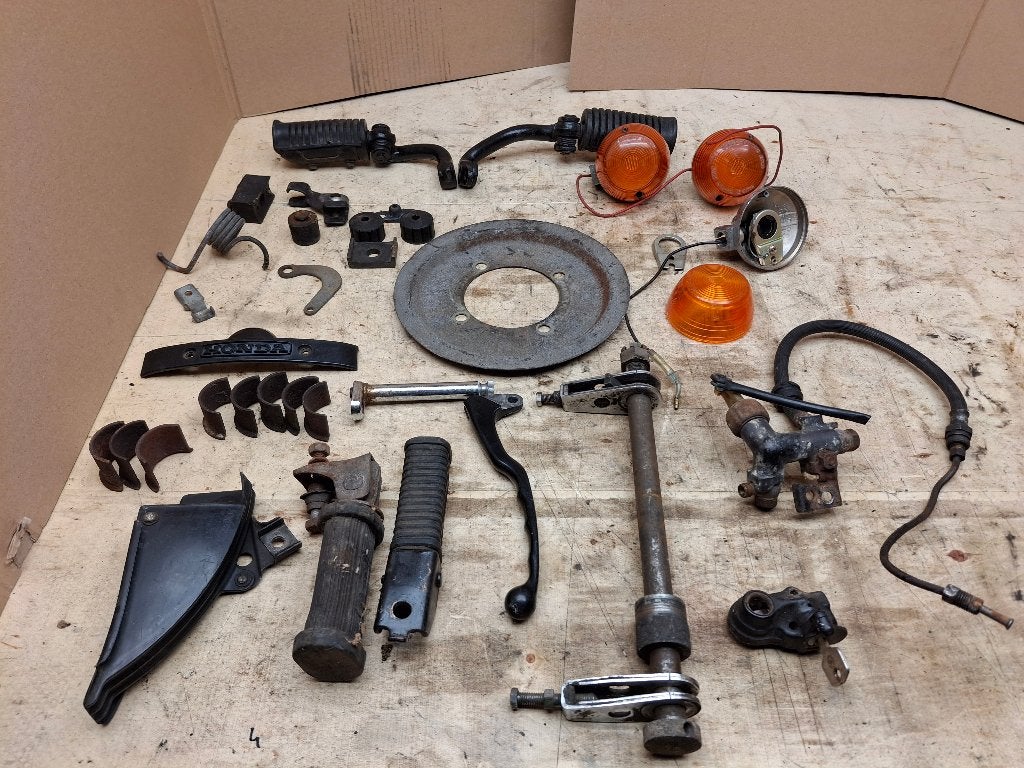 Verschillende Honda onderdelen (cb 350 400 500 750 cb350 r2, Motoren, Gebruikt, Honda, ., Ophalen of Verzenden