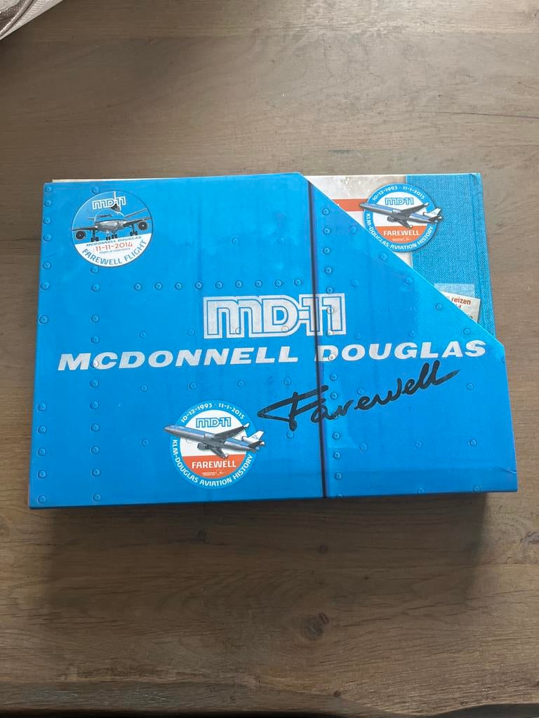 KLM MD-11 Farewell Boekenset - Limited Edition, Ophalen, Zo goed als nieuw