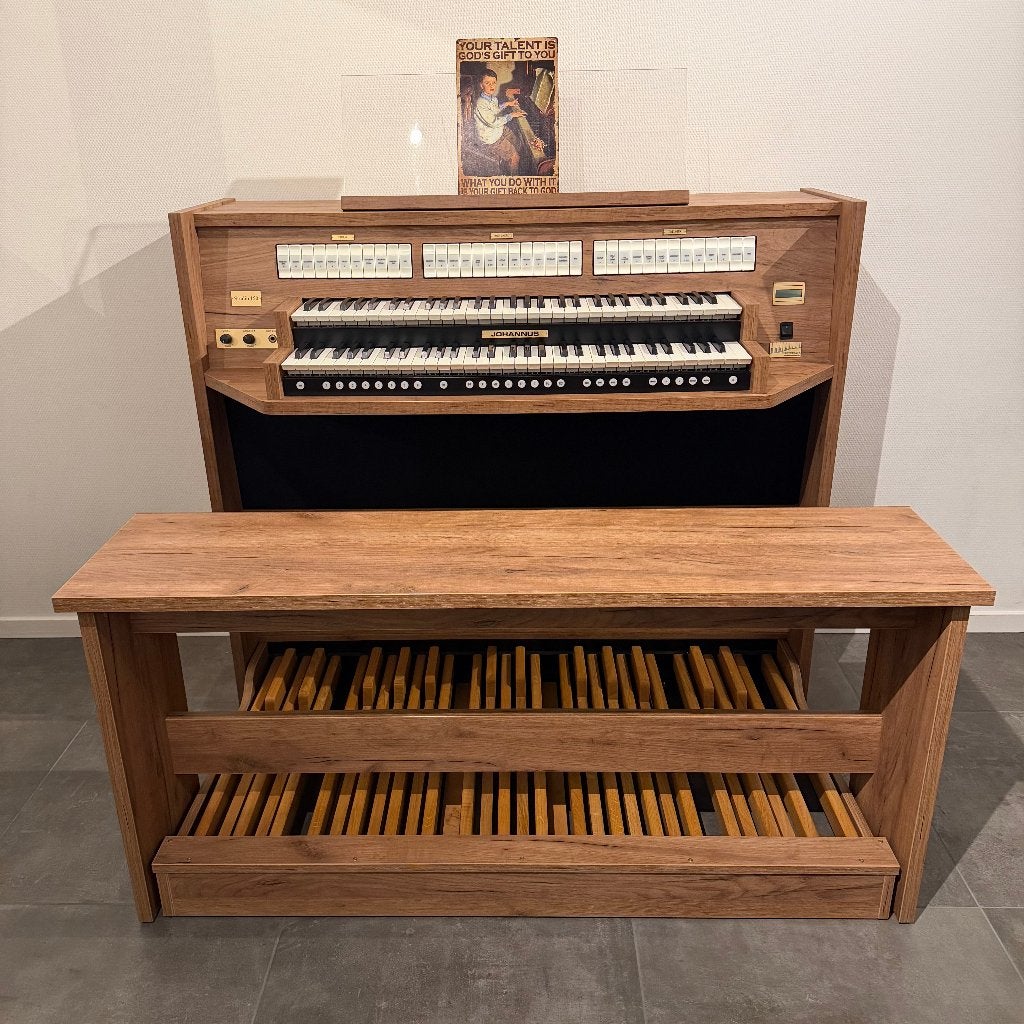 Johannus Studio 150, Ophalen of Verzenden, Zo goed als nieuw, 2 klavieren, Orgel