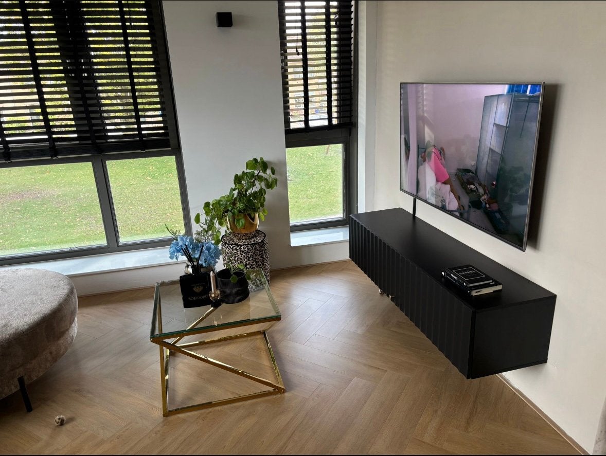 Zwart tv-meubel, Ophalen, Gebruikt, 100 tot 150 cm, Minder dan 100 cm