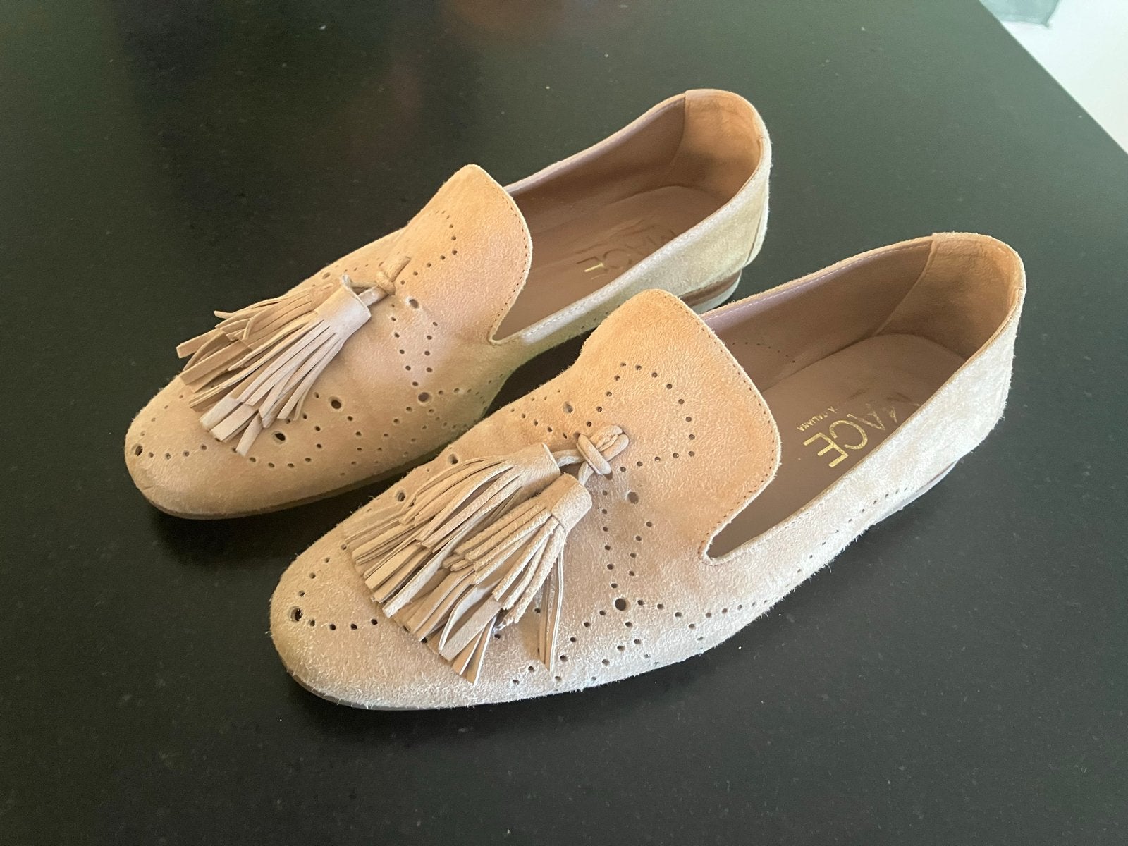 Mace loafers - beige suède met kwastjes, maat 38, Ophalen of Verzenden, Zo goed als nieuw, Instappers, Beige