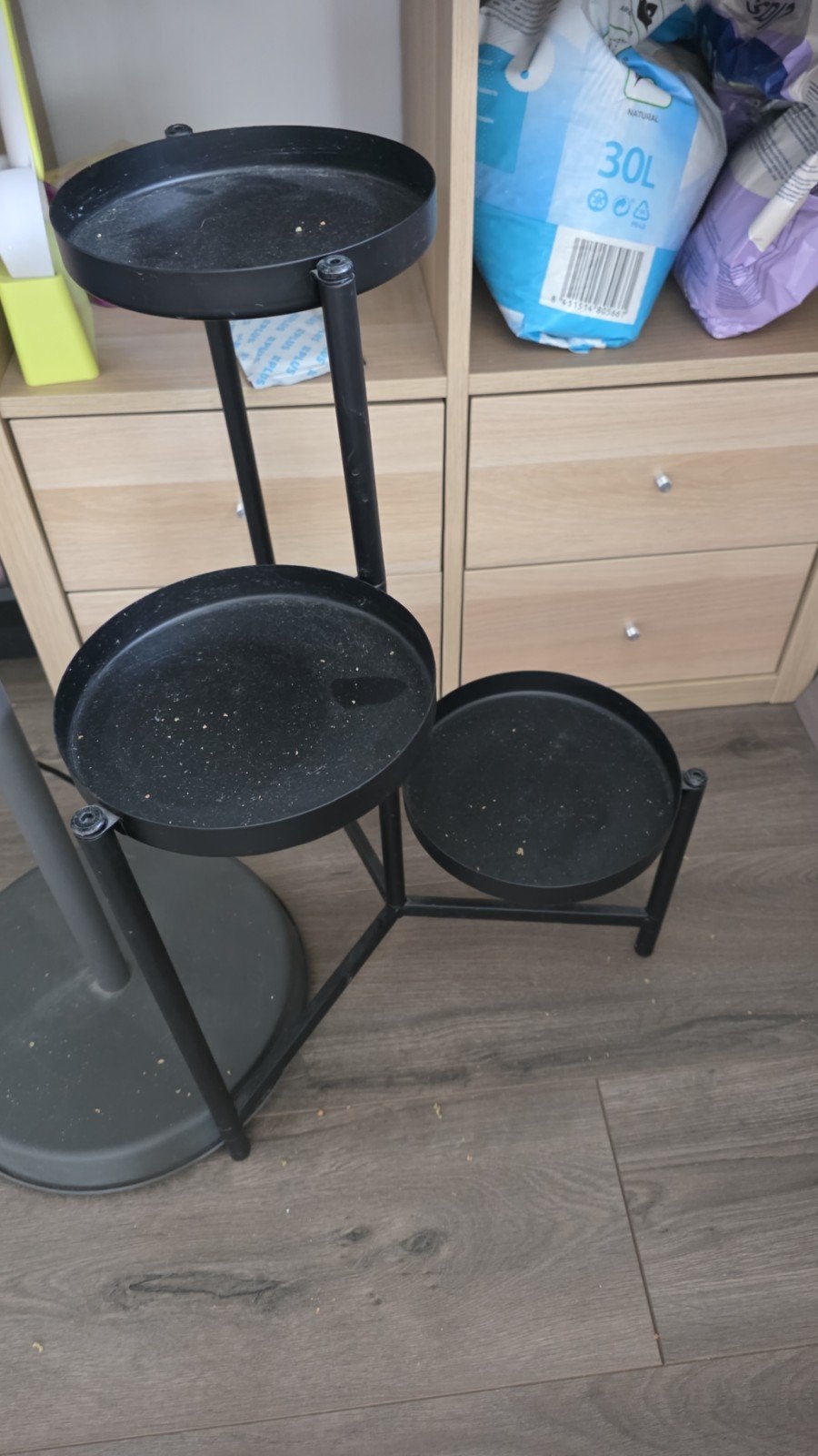 Zwart metalen plantenrek met 3 niveaus, Ophalen, Gebruikt, Zwart, Metaal