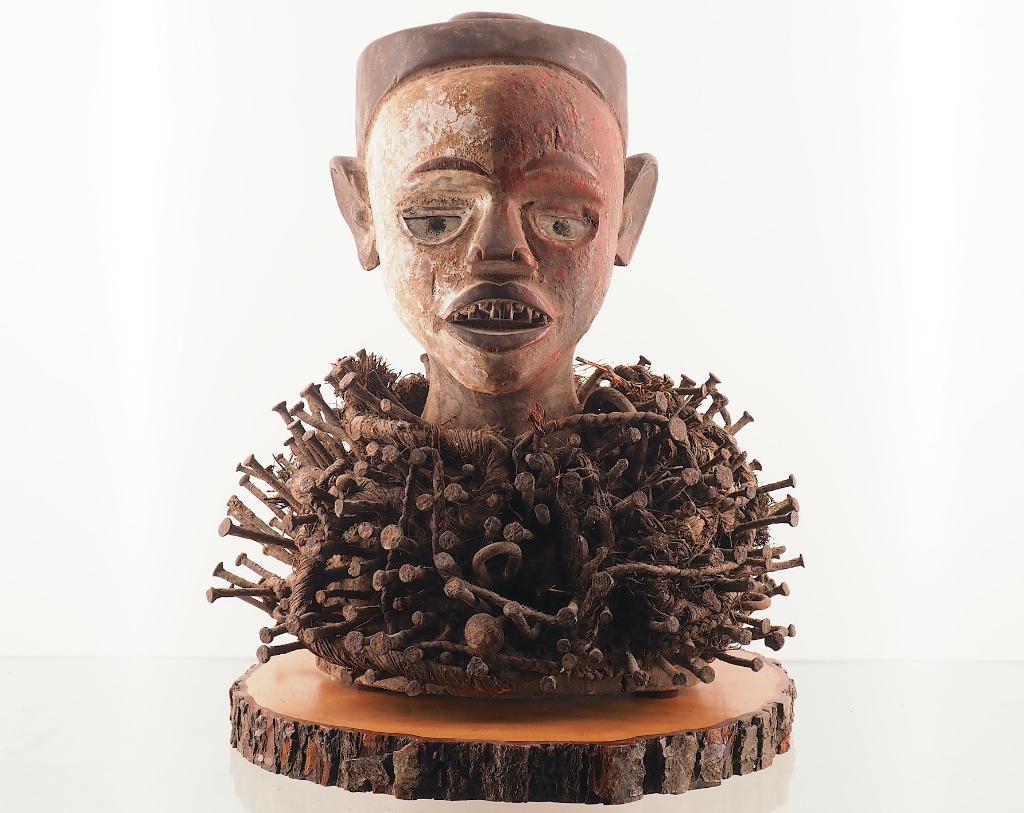 Authentiek Bakongo Nkisi Nkondi Spijkerbeeld (260110-01), Antiek en Kunst, Ophalen of Verzenden