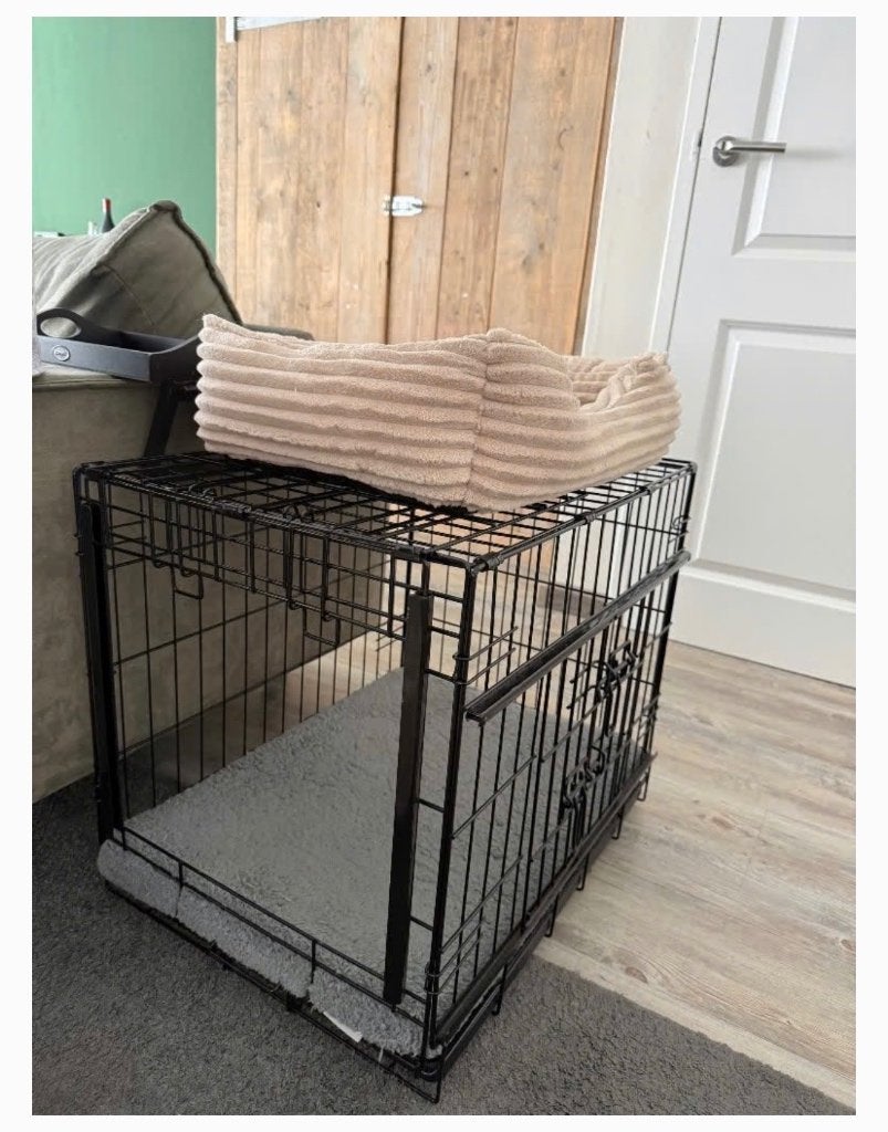 Puppy bench, Dieren en Toebehoren, Ophalen, Zo goed als nieuw