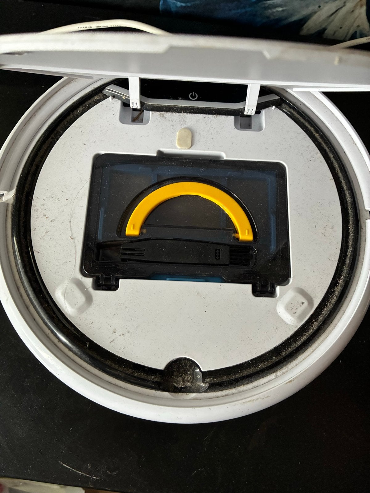 Medion Robotstofzuiger - Automatisch en Efficiënt Schoonmake, Witgoed en Apparatuur, Ophalen, Overige merken, Gebruikt, Oplaadstation