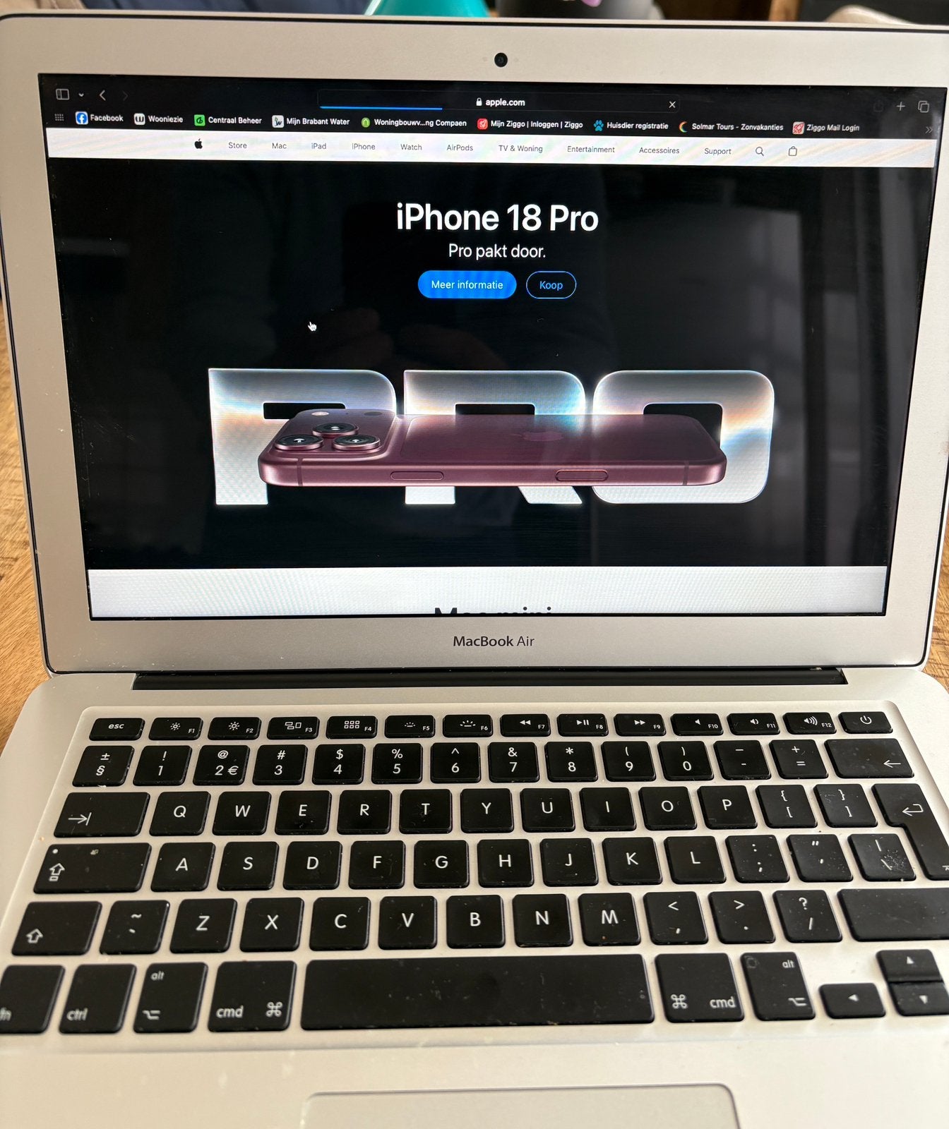 MacBook Air (2017)