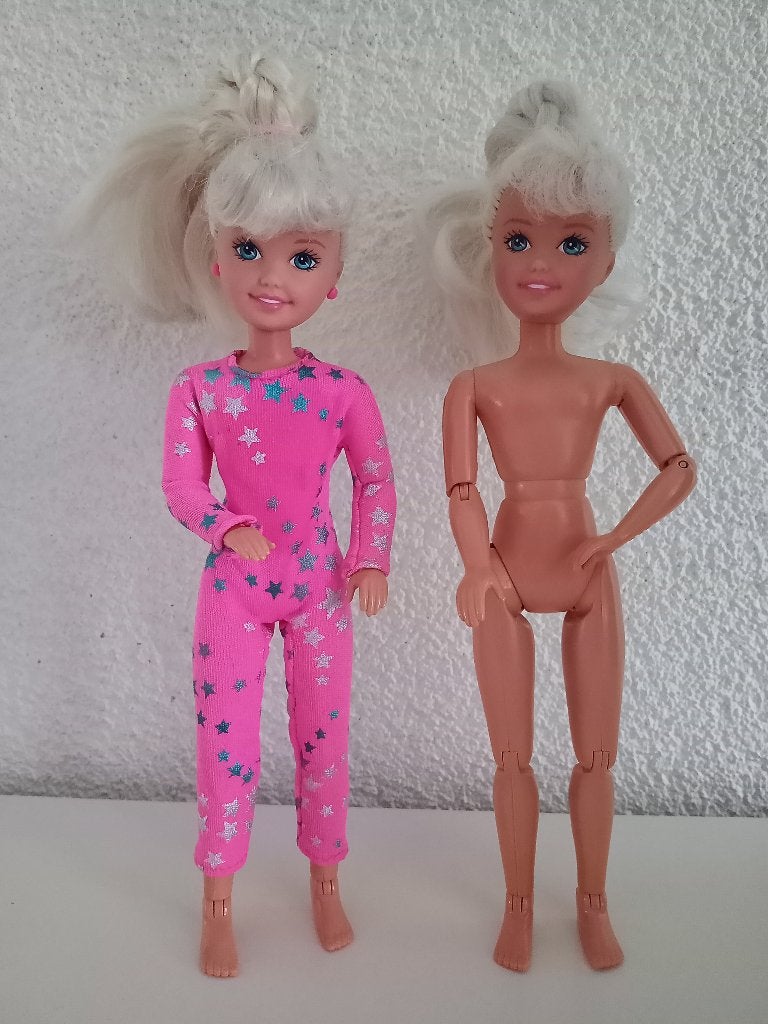 2 x Barbie Gymnast STACIE uit 1995, Verzamelen, Poppen, Ophalen of Verzenden, Gebruikt, Pop