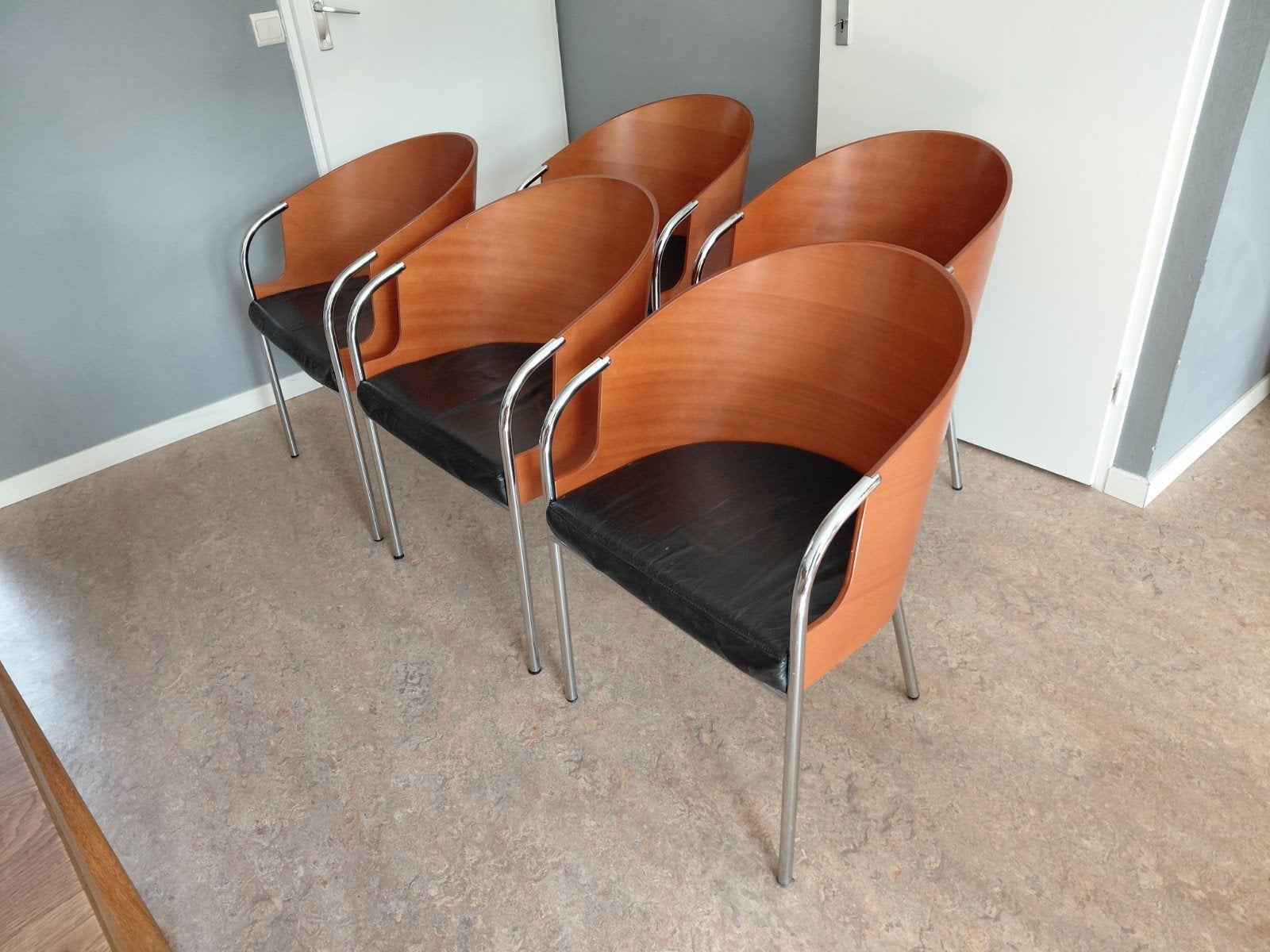 Calligaris eetkamerstoelen 5 stuks leer/hout, Ophalen, Minder dan 75 cm, 50 tot 75 cm