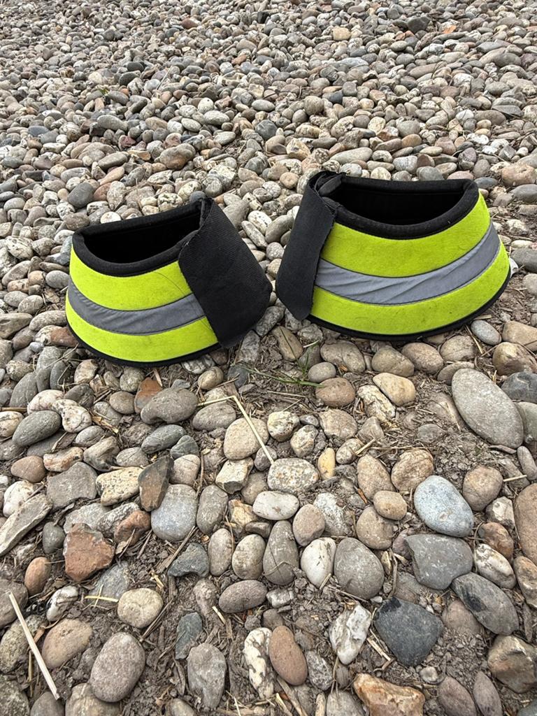 Reflecterende springschoenen maat XL., Ophalen of Verzenden, Zo goed als nieuw, Rijden