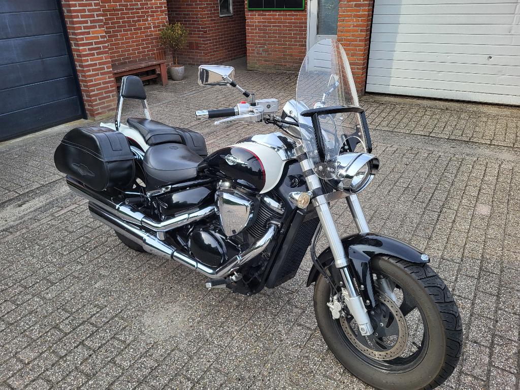 Mooie Suzuki intruder M800, Motoren, Motoren | Suzuki, Cardan-aandrijving, 2 cilinders, 805 cc, Gebruikt