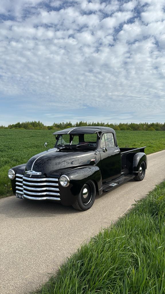 Chevrolet 3600 longbed stepside V8 automaat 3100 custom, Auto's, Automaat, Achterwielaandrijving, Zwart, Overige carrosserieën