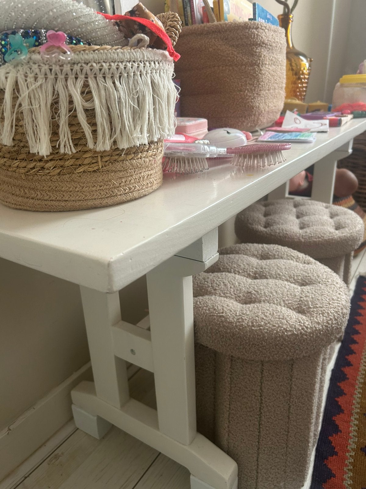 Tafel sidetable wit hout, Huis en Inrichting, Ophalen, Gebruikt, 100 tot 150 cm, 25 tot 50 cm