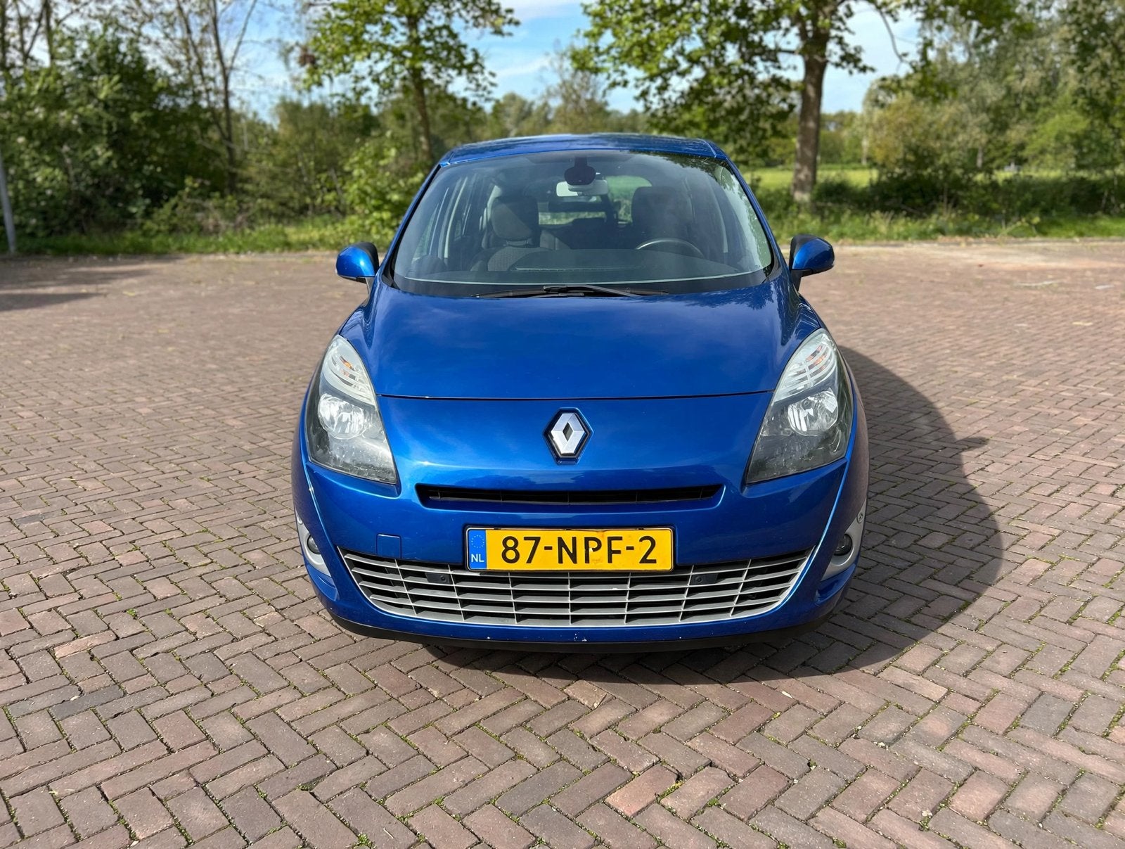 Renault Grand Scenic 1.4 TCE 7P 2010 Blauw, Voorwielaandrijving, 4 cilinders, Blauw, 7 stoelen
