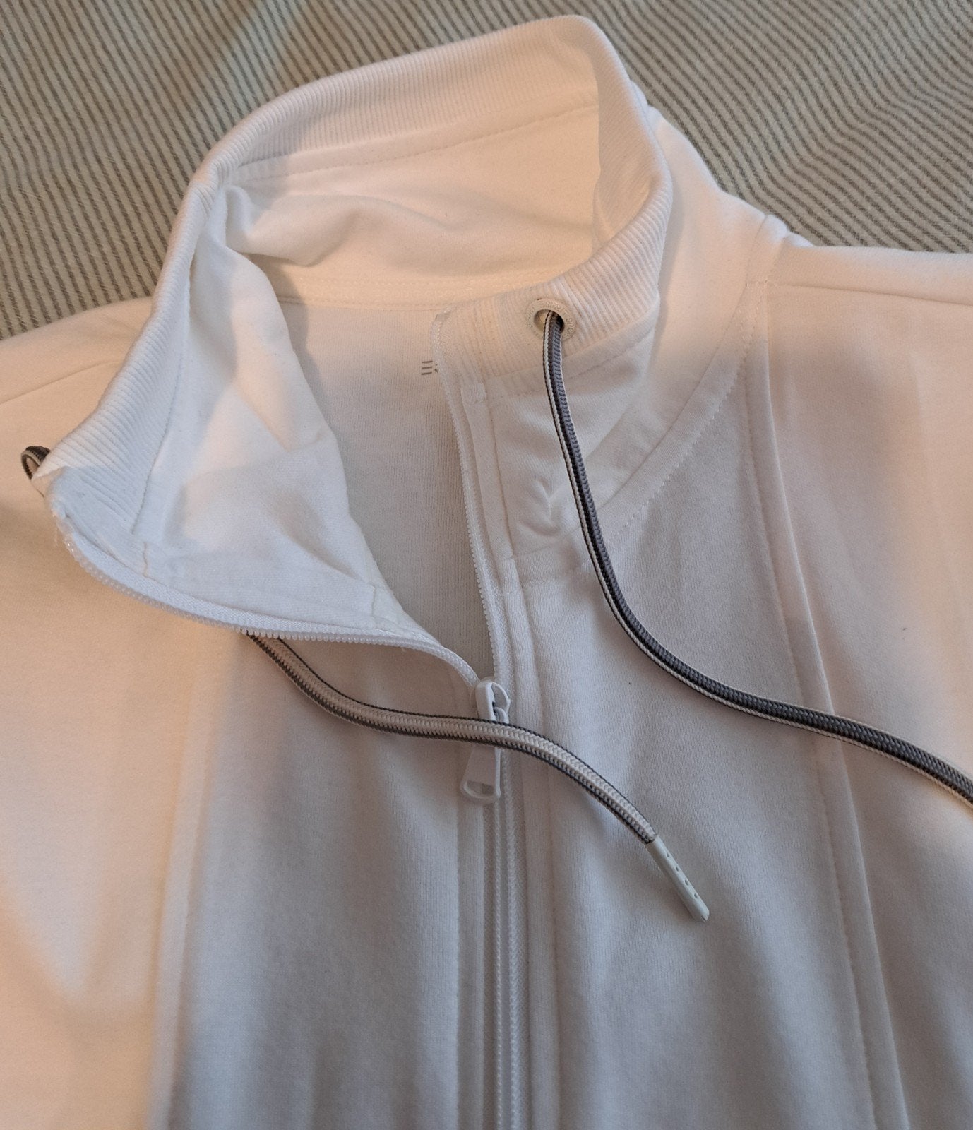 Nieuw wit Esprit sportief vest mt XL, nooit gedragen!, Ophalen of Verzenden, Nieuw, Maat 46/48 (XL) of groter, Wit