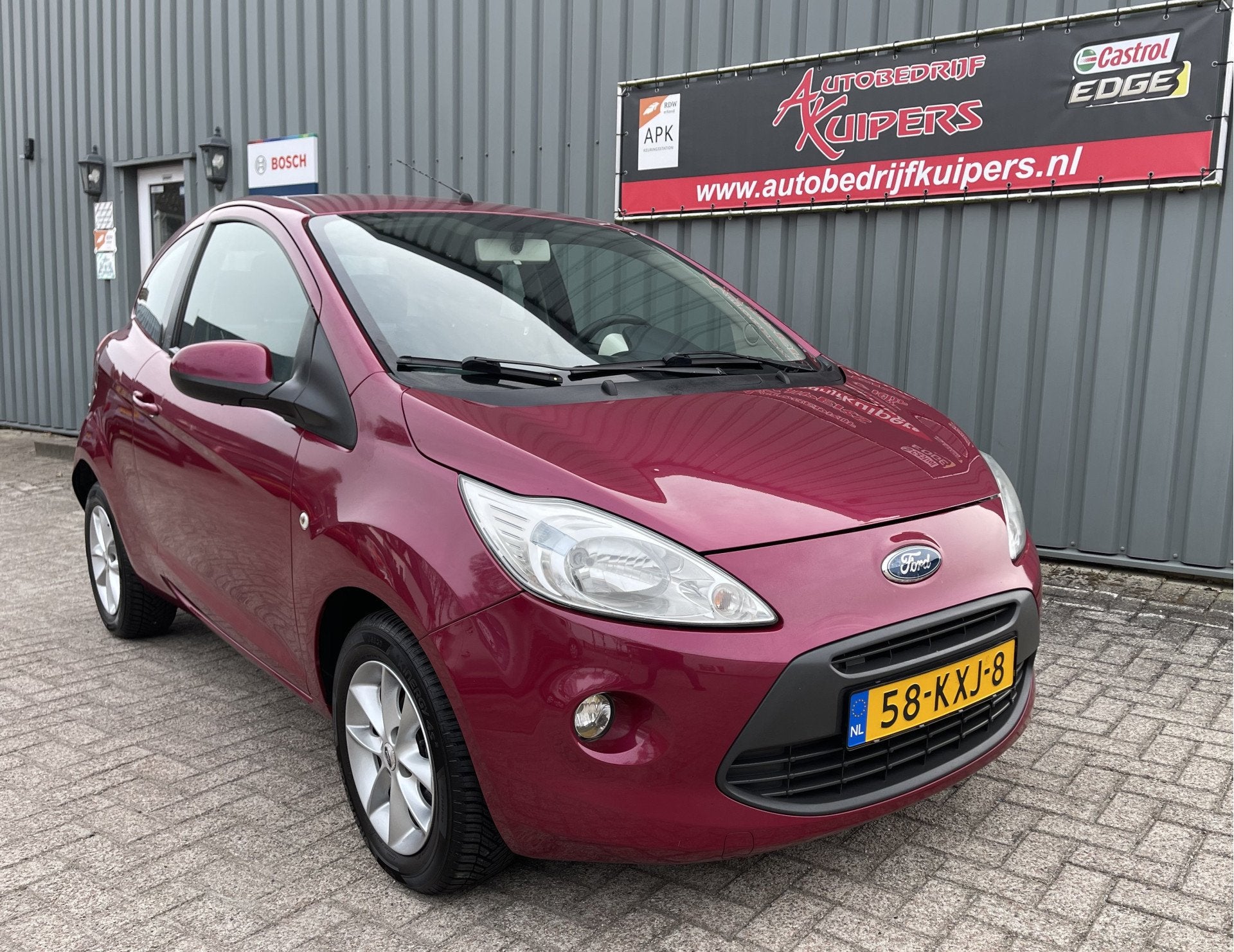 Ford Ka 1.2 Titanium Airco.Lm.velgen.Electr.pakketAudio, Auto's, Voorwielaandrijving, Stof, Gebruikt, 4 stoelen