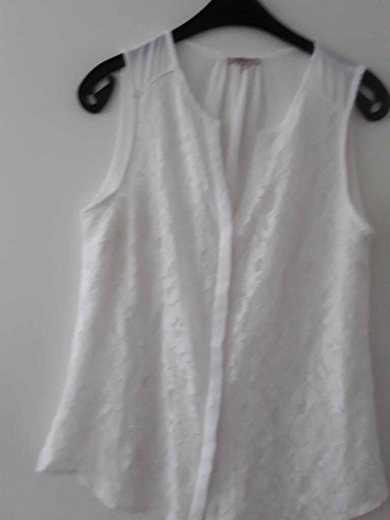 Blouse mouwloos Esqualo 40 wit, Maat 38/40 (M), Wit, Ophalen of Verzenden, Zo goed als nieuw