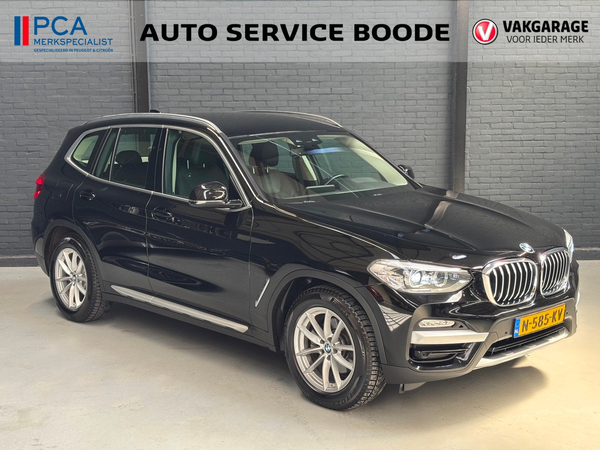 BMW X3 xDrive20i (184 pk) Executive automaat - sportstoelen, Auto's, Automaat, Gebruikt, 4 cilinders, Leder en Stof