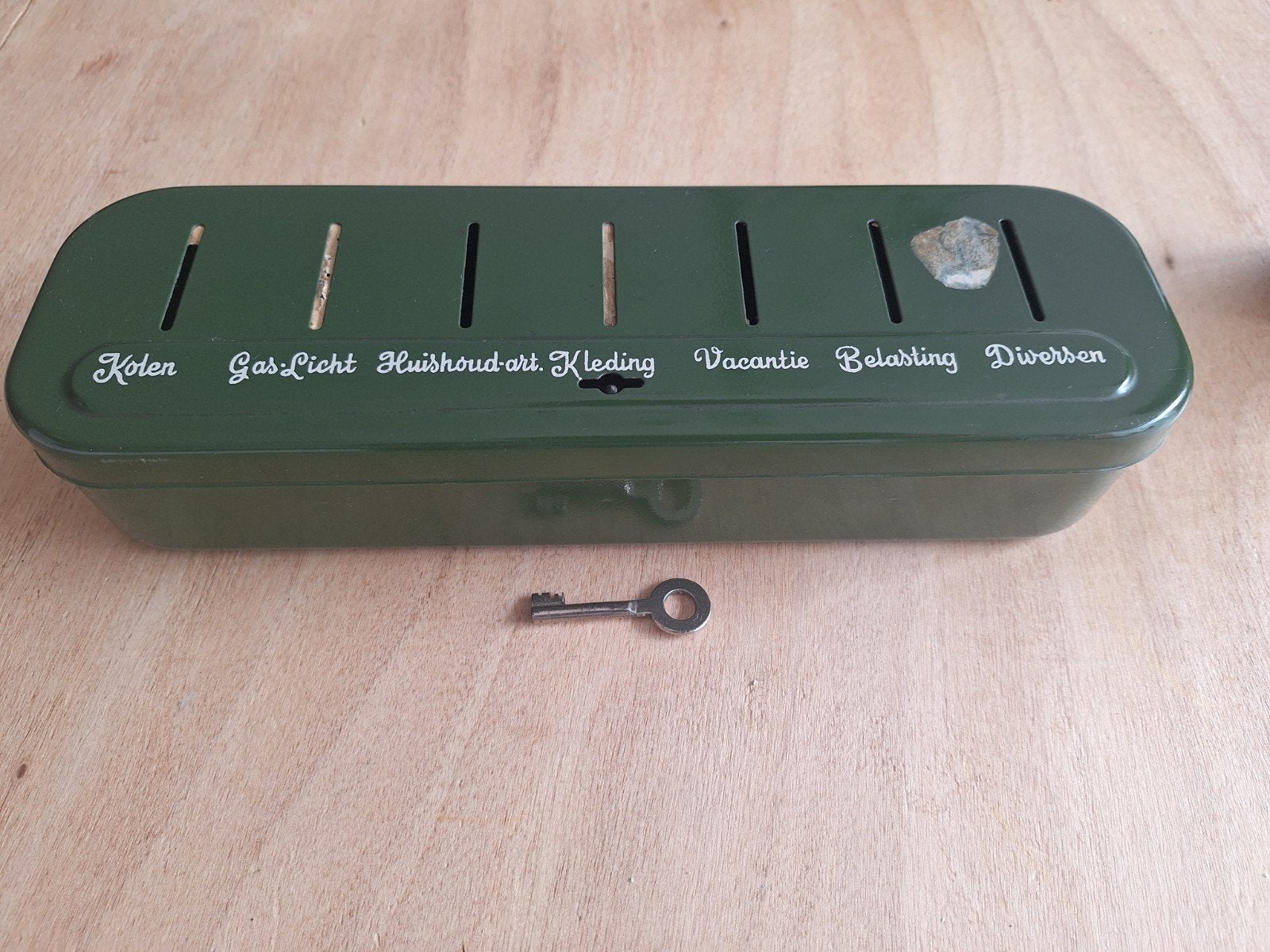 Vintage Geldkistje met Sleutel - Spaarpot met Vakjes, Ophalen of Verzenden