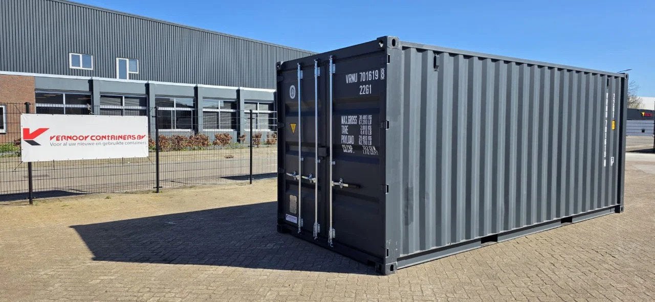 VERNOOY Zeecontainer 701619, Dave Vernooij, Dave@vernooy.nl, Kellensedwarsweg 9
4004JC  Tiel, NL