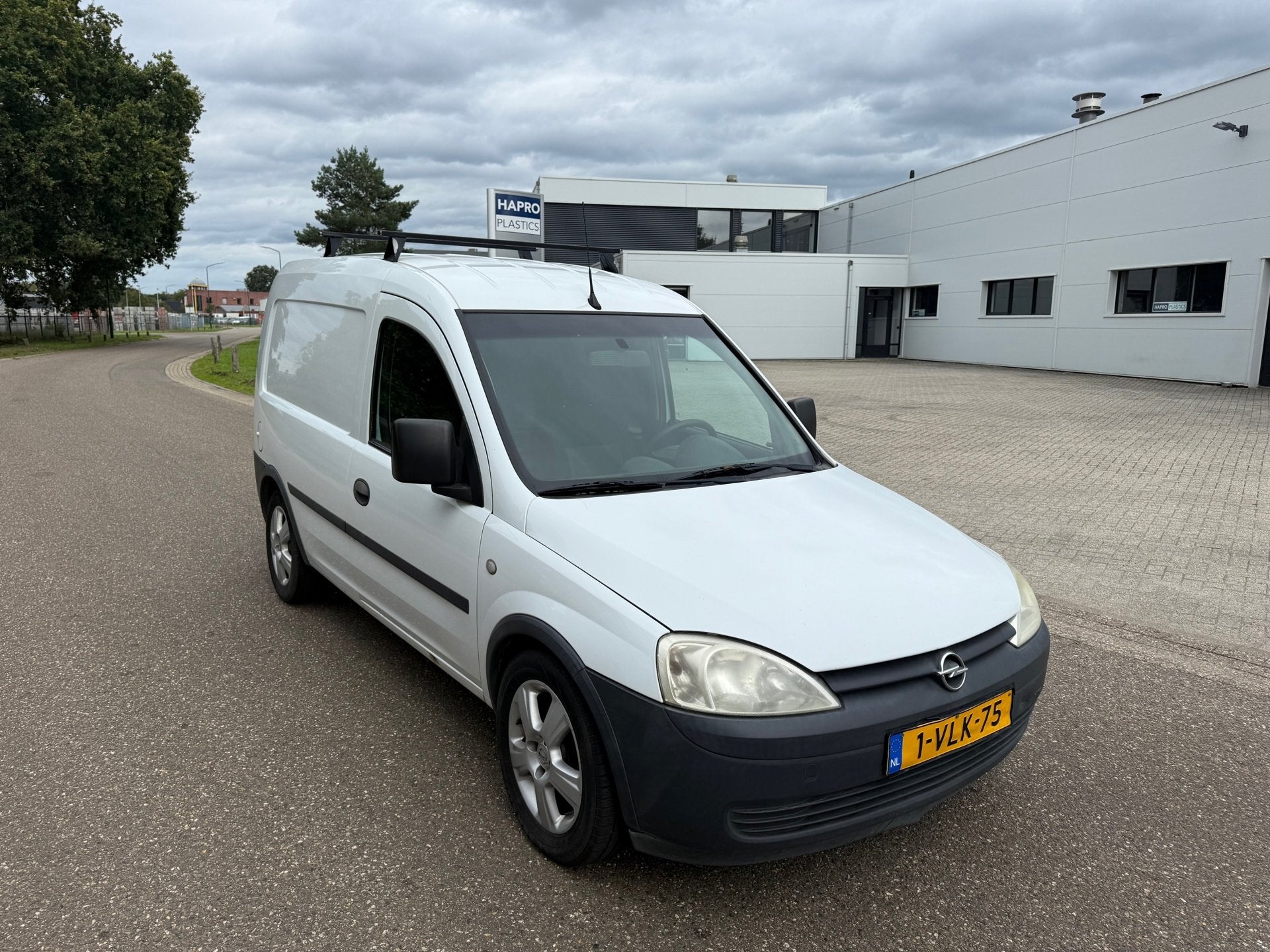 Opel Combo 1.3 CDTi Base TREKHAAK/LM VELGEN, Auto's, Voorwielaandrijving, Stof, Gebruikt, Zwart