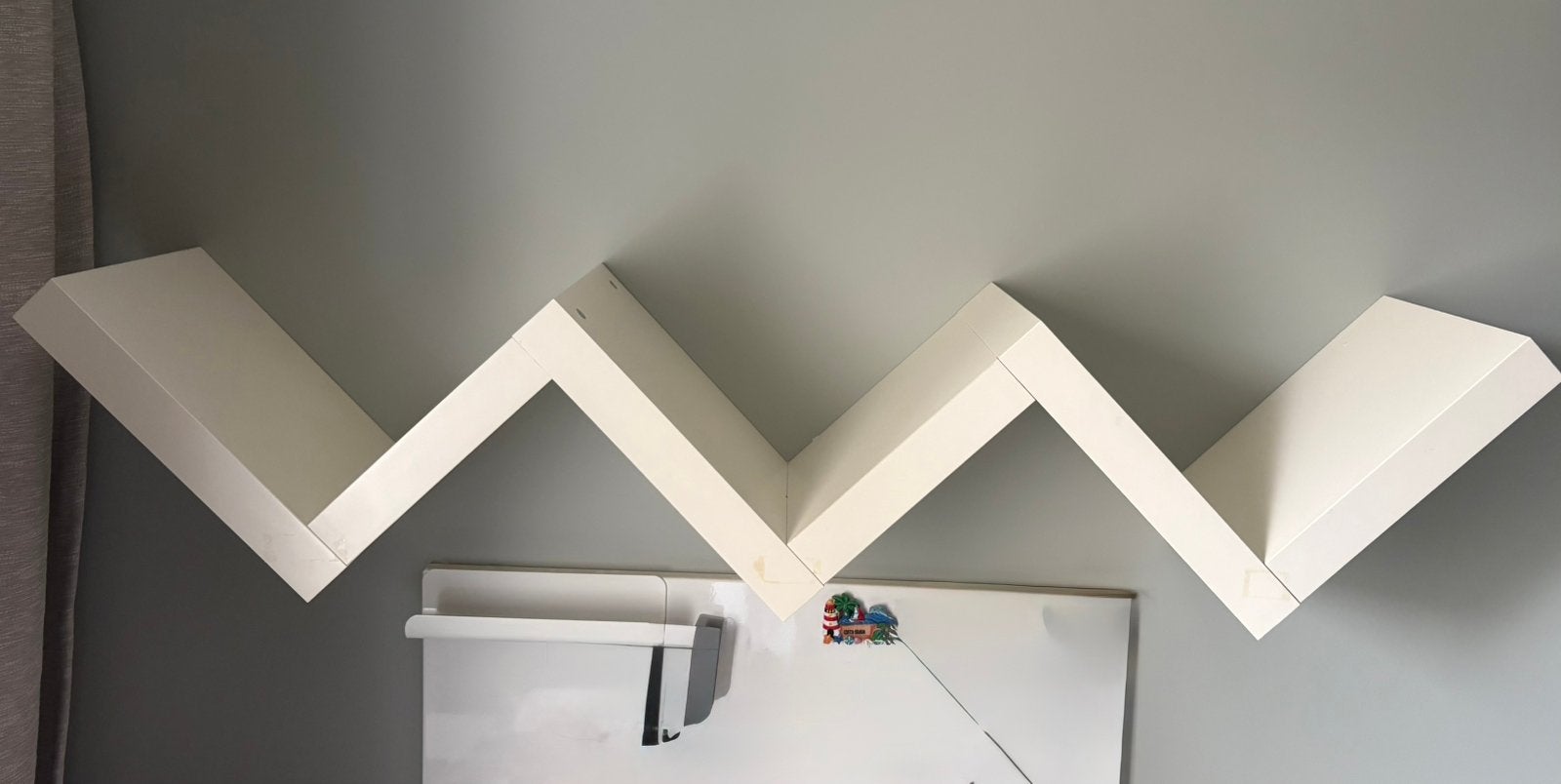 Ikea Lack zigzag boekenplank in nette staat!, Ophalen