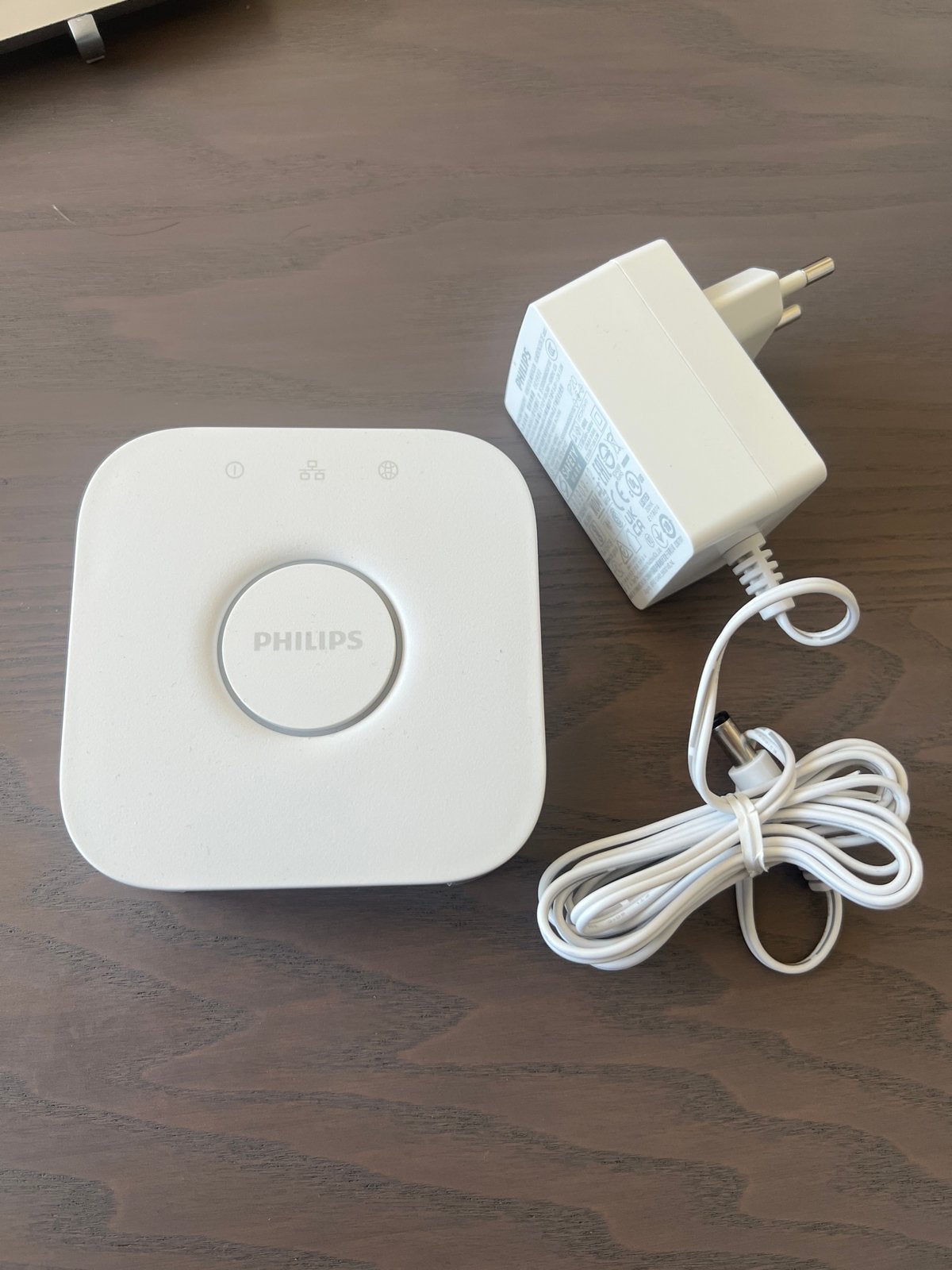 Philips Hue Bridge V2 met adapter, Ophalen, Zo goed als nieuw