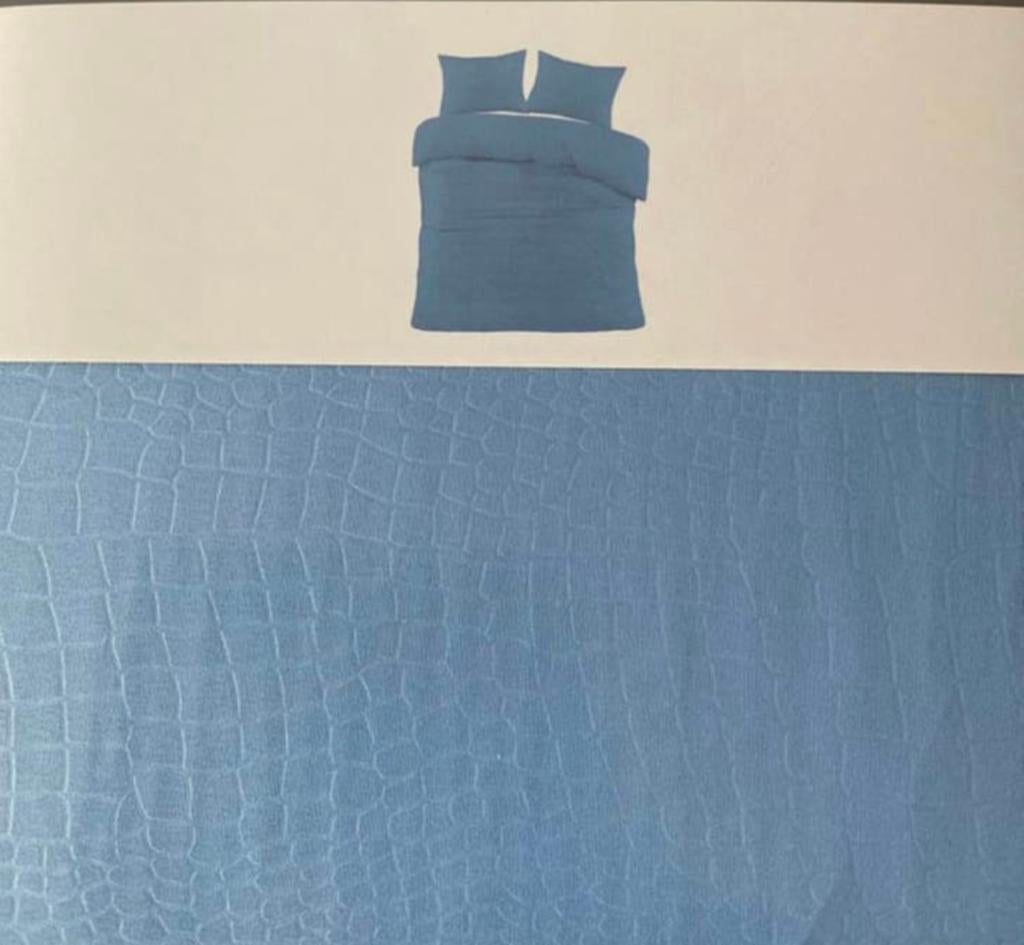 Dekbedovertrek 240x220, Huis en Inrichting, Slaapkamer | Beddengoed, Ophalen of Verzenden, Nieuw, Tweepersoons, Dekbedovertrek