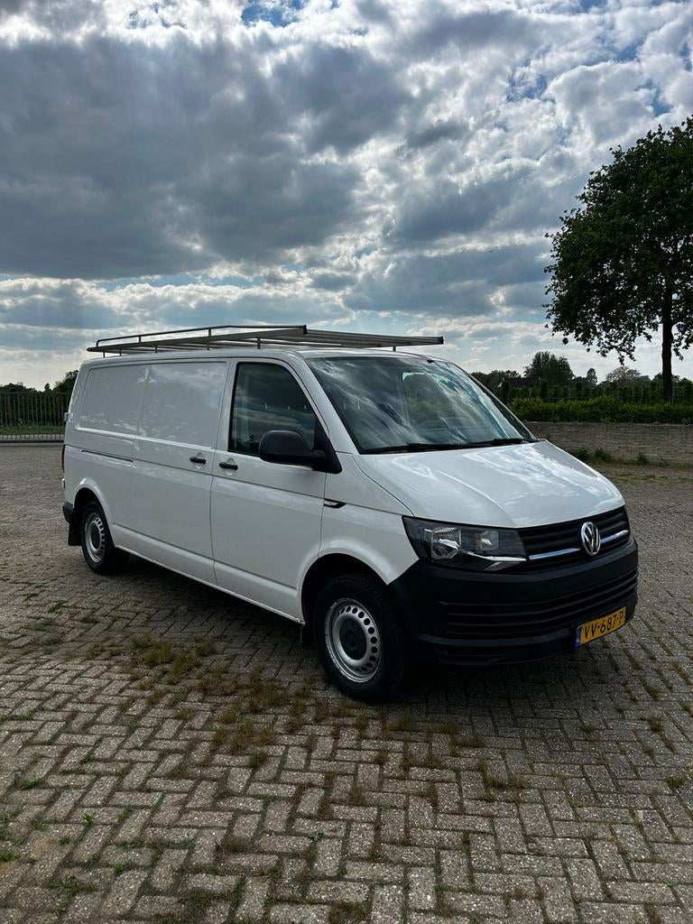 Volkswagen Transporter 2.0 D 75KW 2016, 15 km/l, 1839 kg, 4 cilinders, Volkswagen