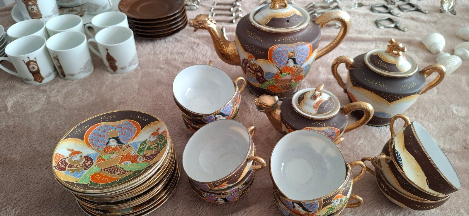 Vintage Japans theeservies met drakenmotief, Antiek en Kunst, Ophalen