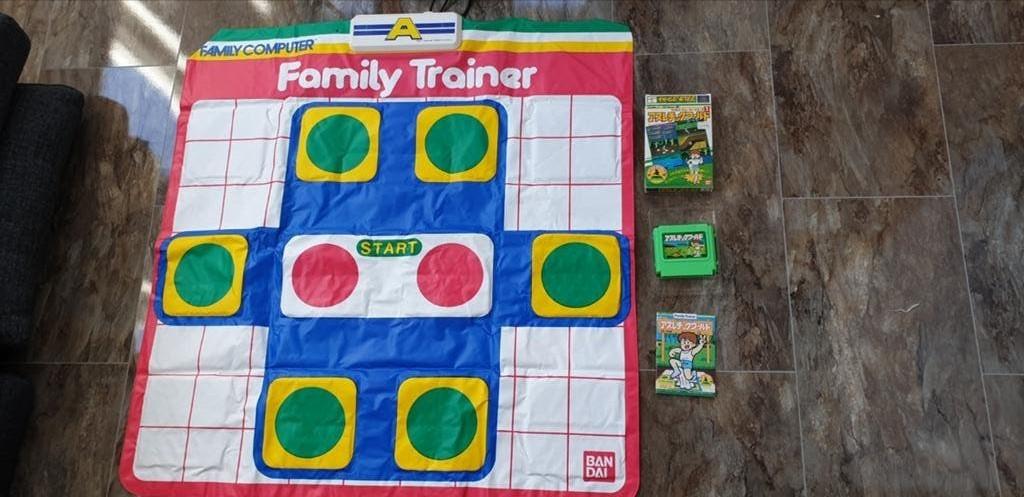 Nintendo NES 8-bit met Family Trainer mat en Athletic World, Gebruikt, 1 speler, Ophalen of Verzenden, Vanaf 3 jaar