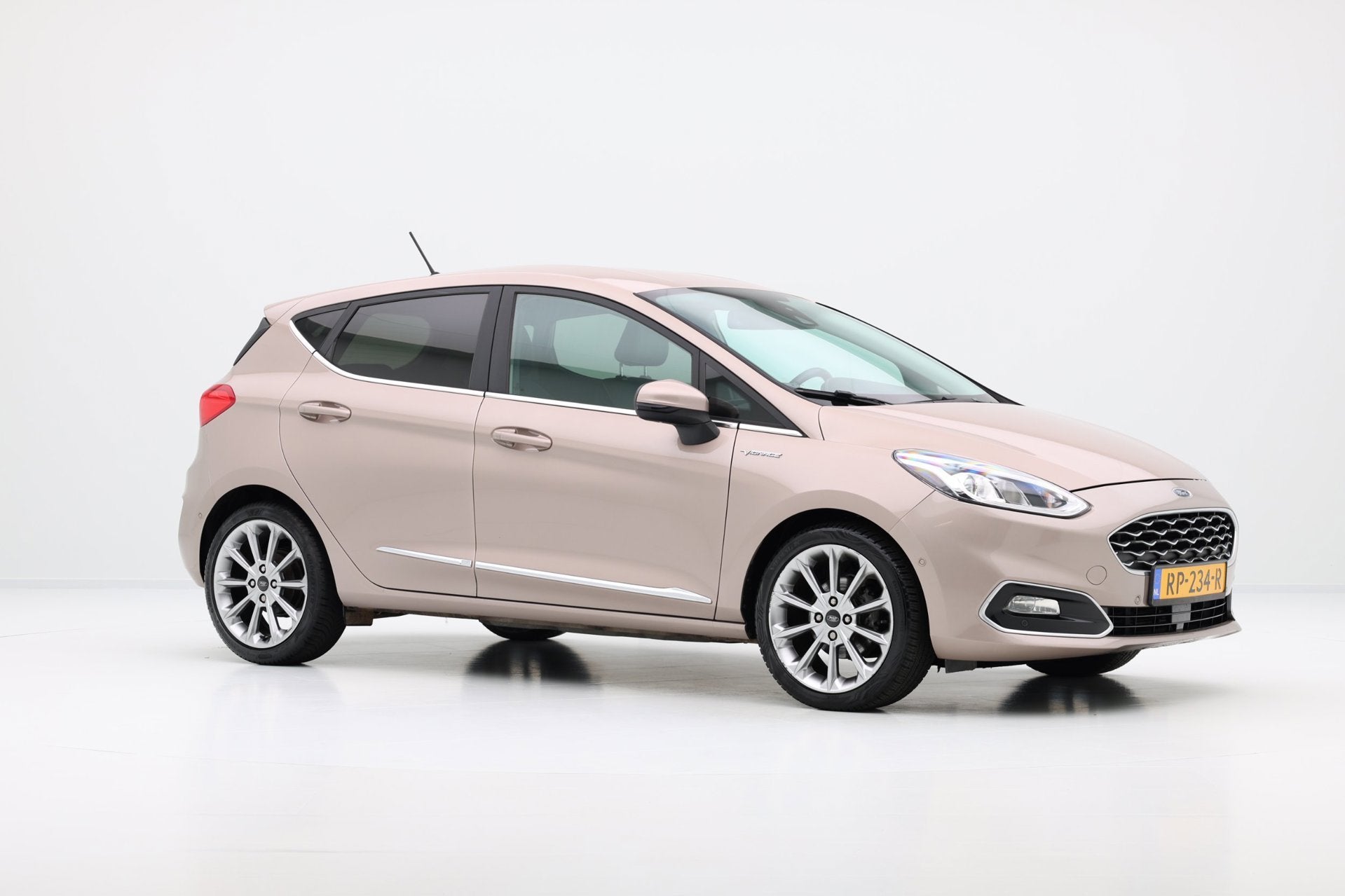Ford Fiesta 1.0 EcoBoost Vignale 5-drs Aut. Half Leder|CarPl, Auto's, Gebruikt, Euro 6, 49 €/maand, Origineel Nederlands
