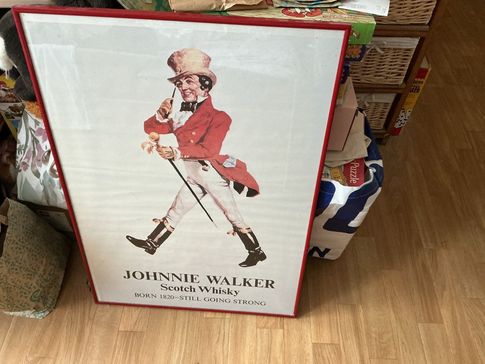 Johnnie Walker Scotch Whisky Reclame Poster met Lijst, Met lijst, Ophalen of Verzenden, A1 t/m A3, Reclame